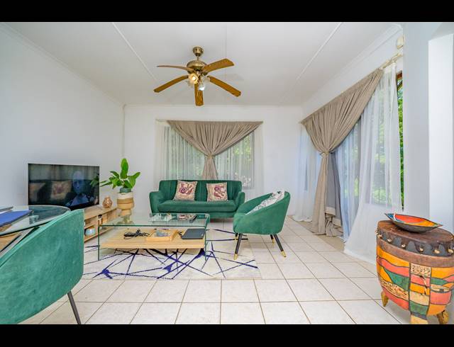 4 BEDROOM HOUSE FOR SALE IN PADFIELD PARK